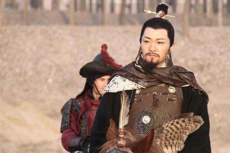 武松和岳飞相差多少年