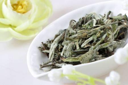 绽金花白茶特点