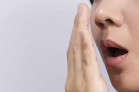 亲吻手腕代表什么意思