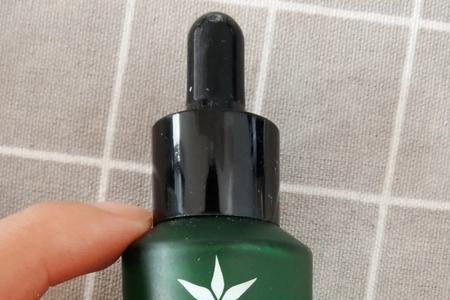 油橄榄精华上脸黏怎么办