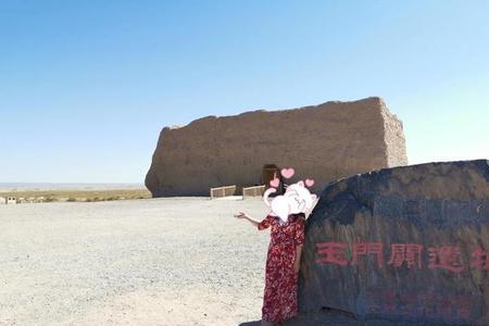 一片孤城万仞山的孤城指哪