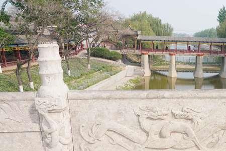 赵州桥仿写三种龙的形态
