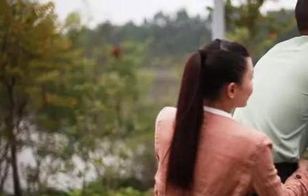 初恋和情人哪个更让人难忘