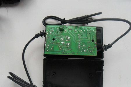 电动自行车充电器哪边是正极