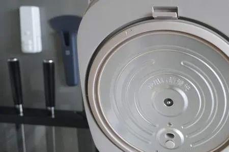 电饭锅可以开盖用吗