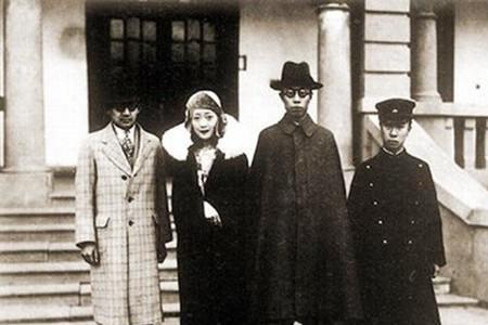 婉容身高多少