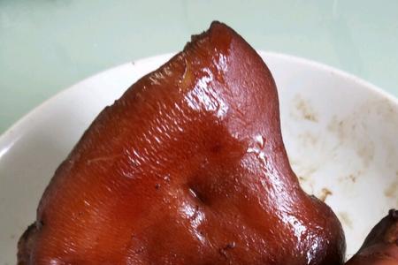 肘子的卤制方法商用