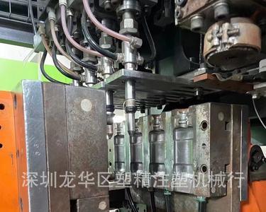 吹瓶机吹的瓶口不齐是什么原