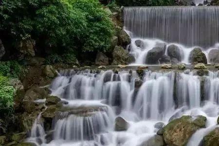 六盘水和攀枝花哪里气候更好