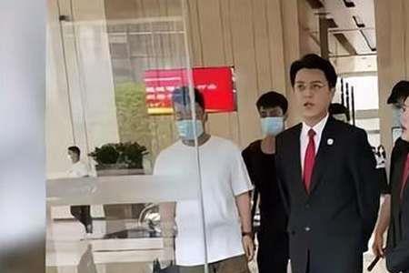 底线唐法官扮演者是谁