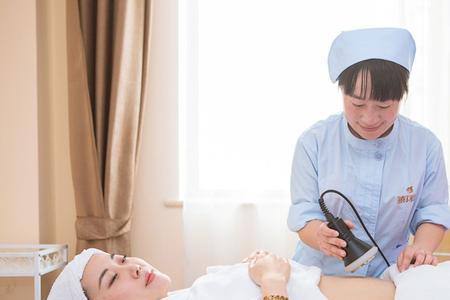 苗族的女人为什么不用坐月子