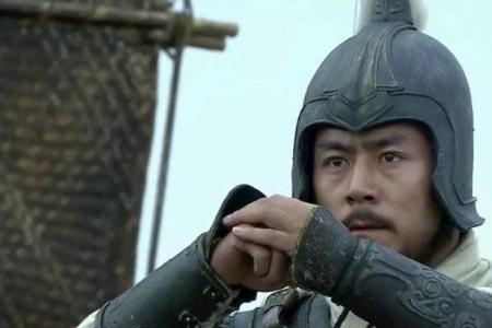 今乃掉尾而斗中的调是什么意思