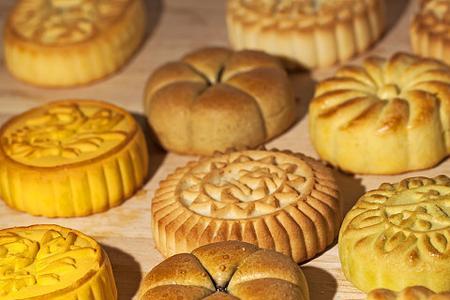 月饼的正确摆放方法