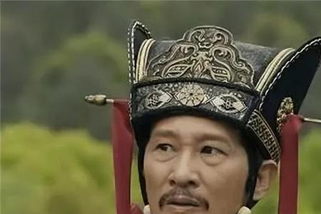 东汉三国时期的服装有什么样的