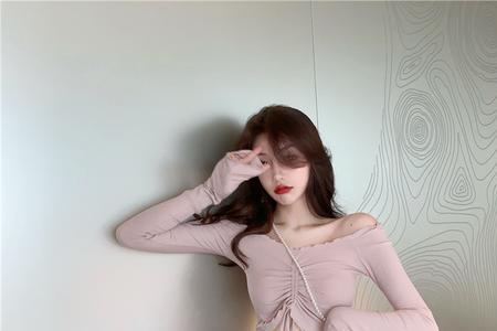上衣紧怎么变宽松了