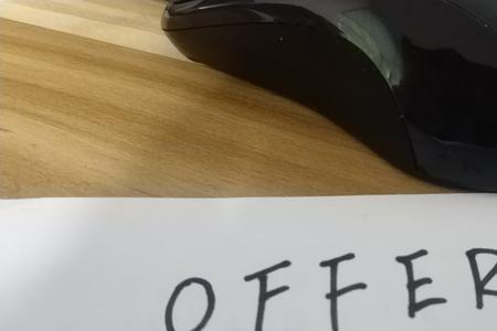 offer是什么副词