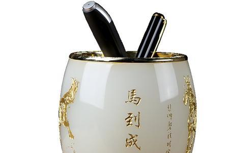 送给女采购经理什么礼物合适