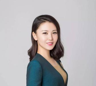 新闻主持人学什么专业