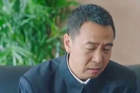 小伙往河里扔石头什么电视剧