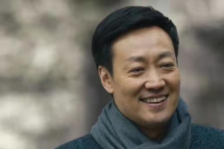 人世间中周炳义的扮演者是谁