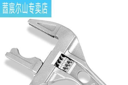水槽扳手使用