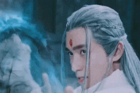 白发的沈巍是谁