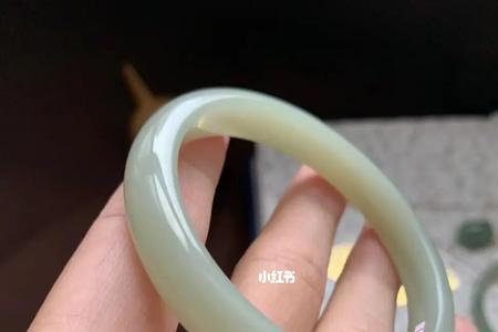 200块买的青海料手镯是真的吗