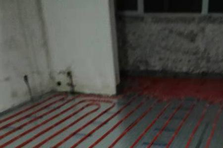 西户地暖不住停暖会冻水管吗