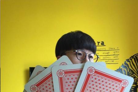 打扑克牌如何说得高大上