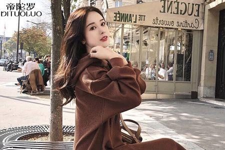 下巴短女性气质穿搭