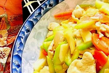 油豆腐炒西葫芦是怎么做的