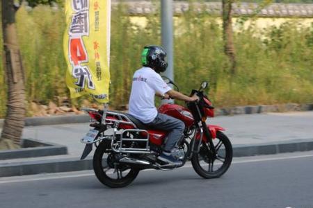 150摩托车如何降挡