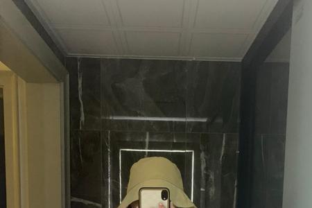 iphone对镜拍怎么是暗的