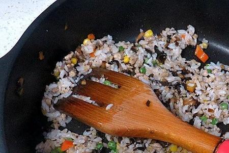 烤箱热糯米饭要几分钟