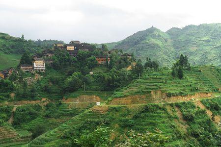 山和山之间的田地叫什么地