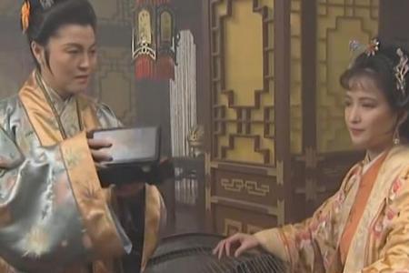 姐儿爱俏什么意思