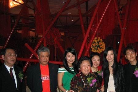徐正溪的姑姑是徐枫吗