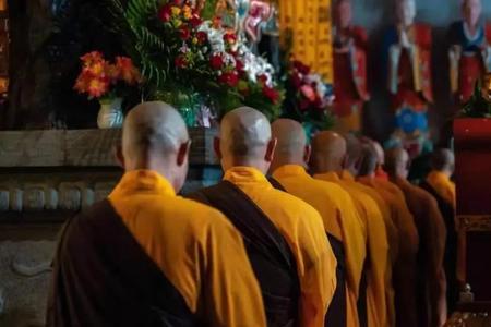 出家师傅能收在家人为徒弟吗
