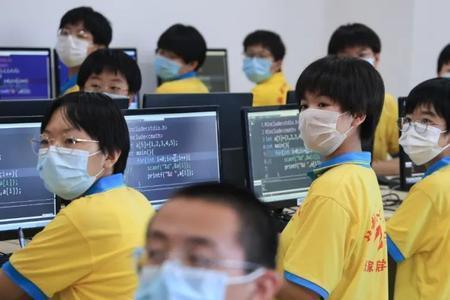 高中的信息奥赛社团干什么