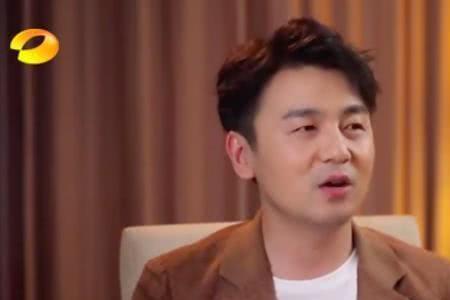 面对看起来同龄的人如何称呼