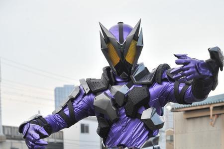 假面骑士灭初登场在第几集