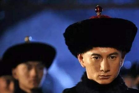 康熙九子夺嫡谁的赢面大