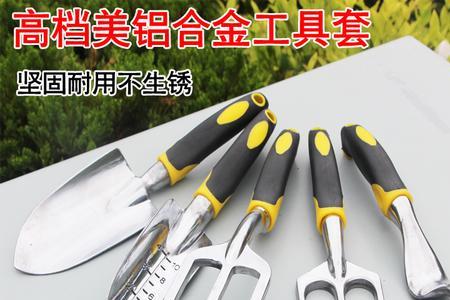 房用的铲子叉子都是什么颜色的