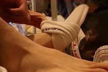 为什么有的男生喜欢女生的脚