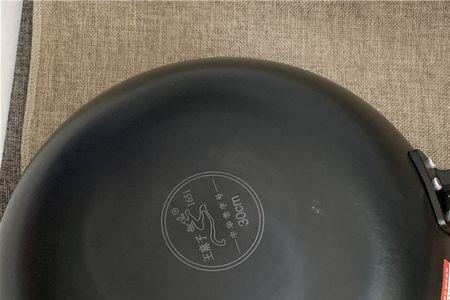 王麻子铸铁锅的正确开锅方法
