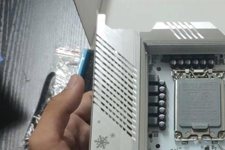 精粤b660itx评测