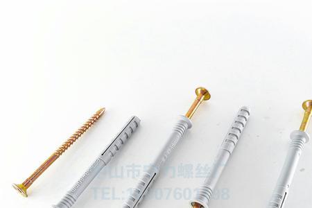 木板塑料膨胀螺丝怎么取出