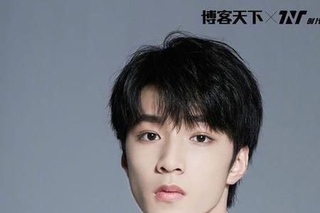 刘耀文出生具体时间几点