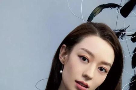 25岁女孩喜欢什么明星