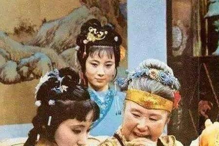 贾府的焦大指的是什么